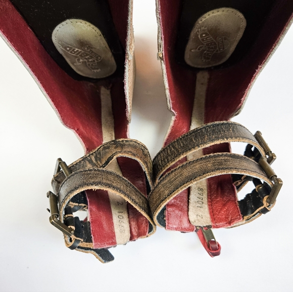 EUC Freebird Maribel Shoes, Taupe - Picture 4 of 13